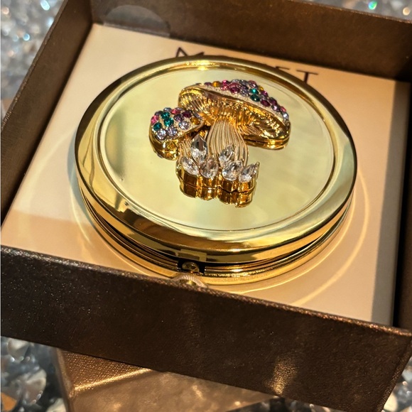 Gold Mushroom Compact Mirror with Colorful Gemstones - Picture 5 of 9